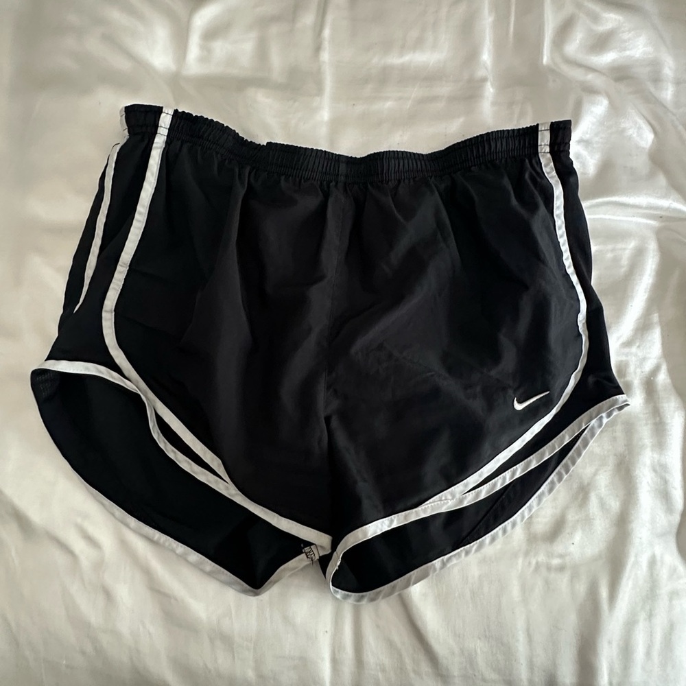 Nike running short
